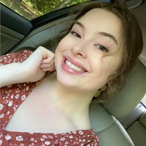 Meet your Posher, Lindsey